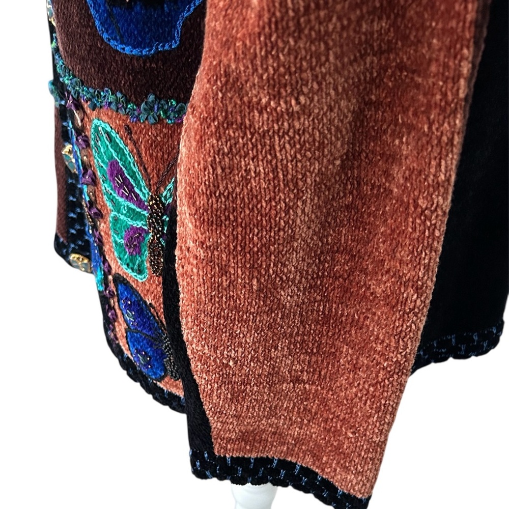 Vintage Elegant Butterfly Embroidered Cardigan - Black and Brown - Picture 7 of 11